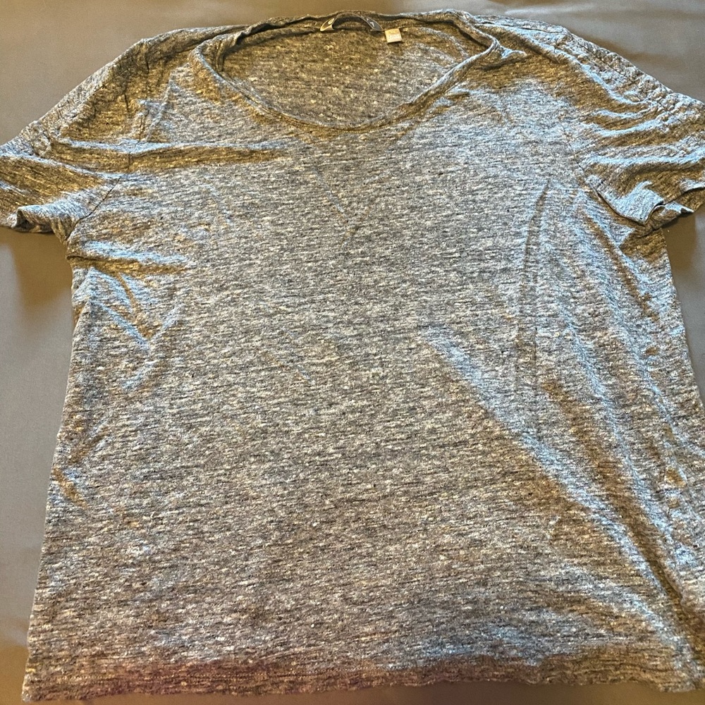 Athleta shirt